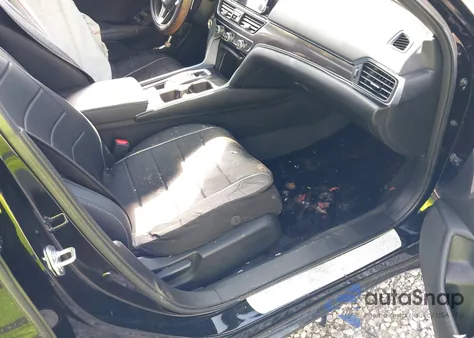 2022 Honda Accord Sport 2.0T z USA, uszkodzony, nr VIN 1HGCV2F30NA003009